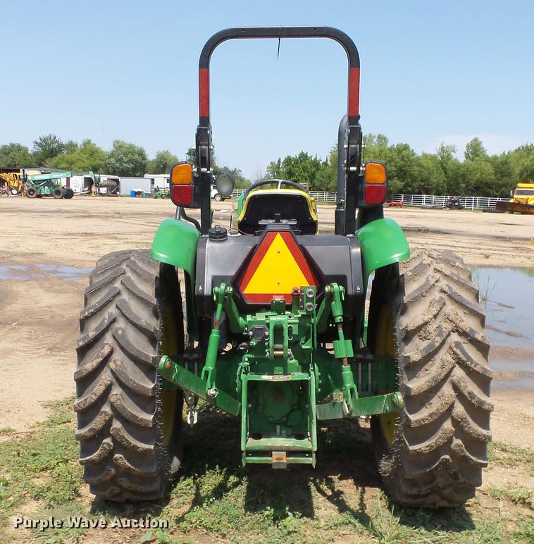image for item ET9335 2015 John Deere 5055E tractor