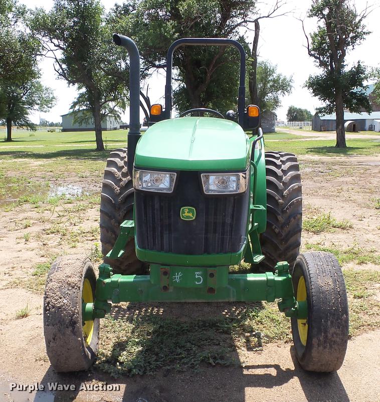image for item ET9335 2015 John Deere 5055E tractor