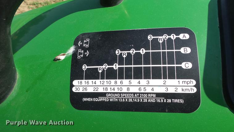 image for item ET9335 2015 John Deere 5055E tractor