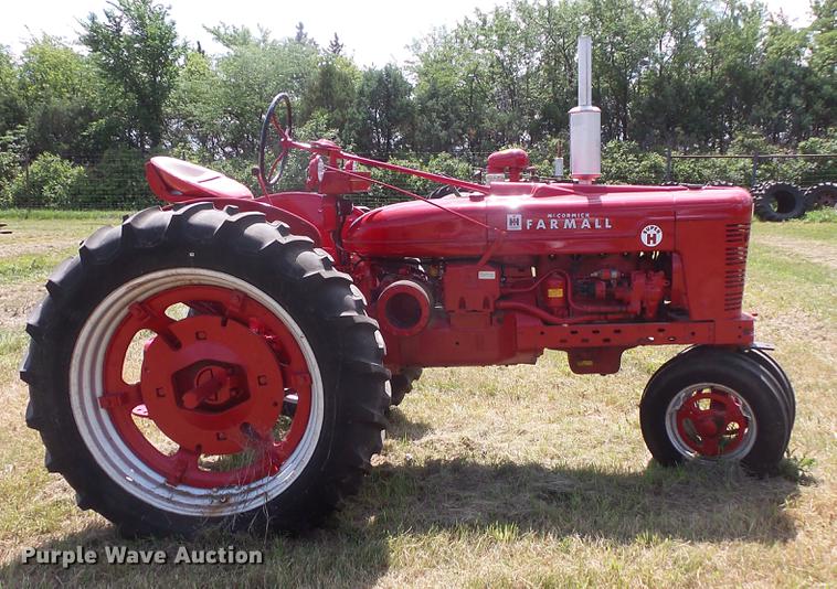 image for item EV9023 Farmall Super H tractor