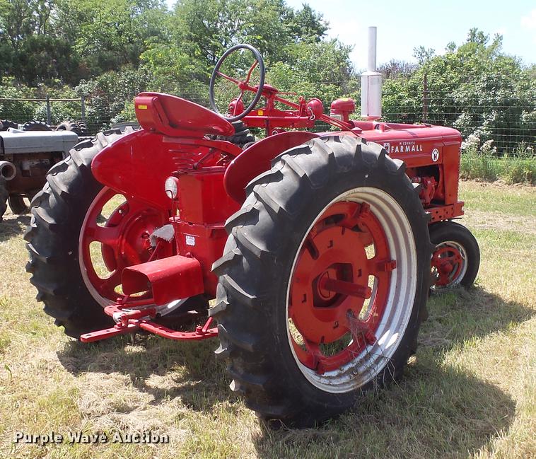 image for item EV9023 Farmall Super H tractor