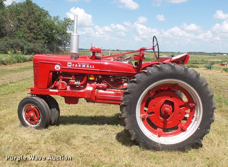 image for item EV9023 Farmall Super H tractor