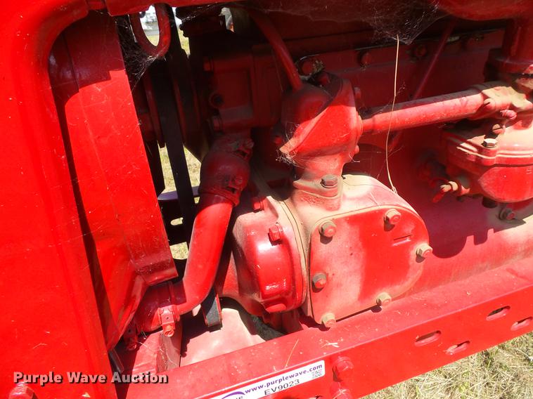 image for item EV9023 Farmall Super H tractor