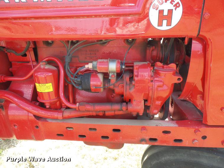 image for item EV9023 Farmall Super H tractor