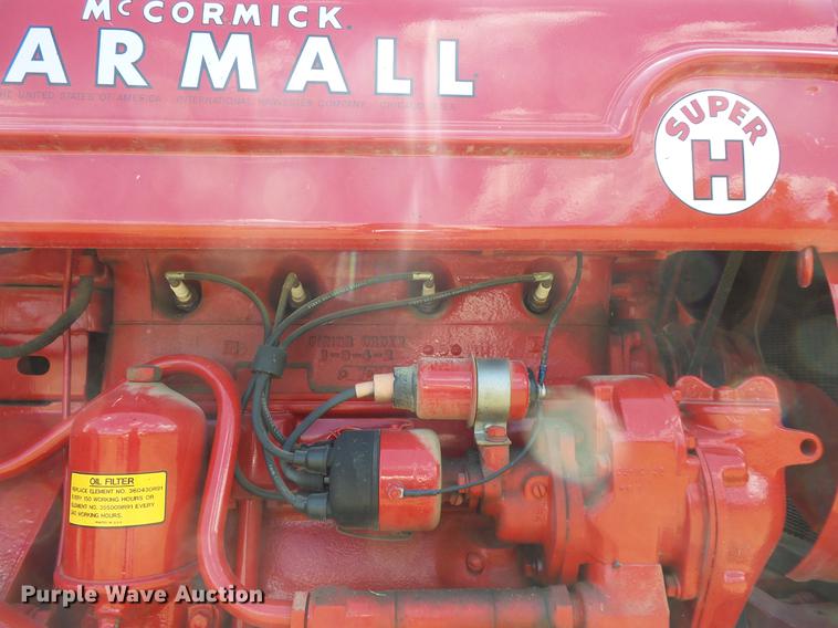 image for item EV9023 Farmall Super H tractor