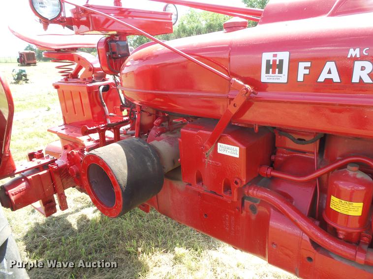 image for item EV9023 Farmall Super H tractor