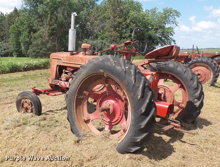 image for item EV9026 Farmall Super H tractor