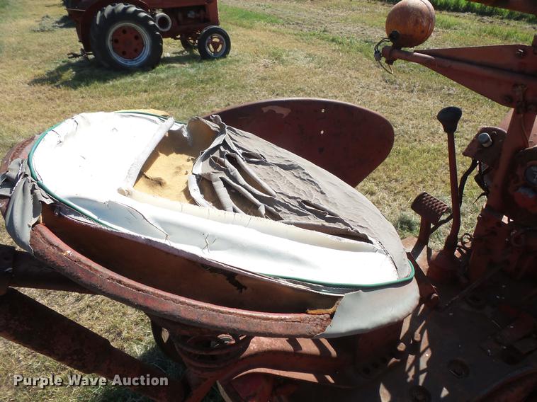 image for item EV9032 Farmall H tractor