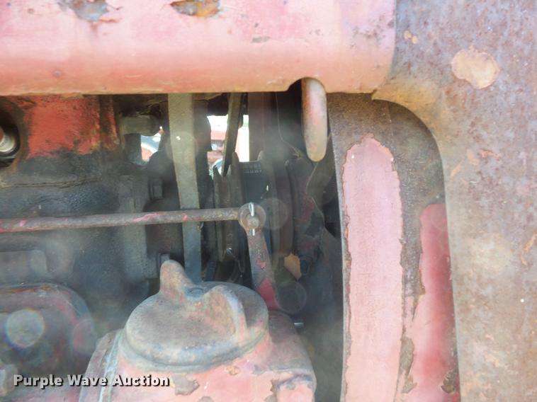 image for item EV9032 Farmall H tractor