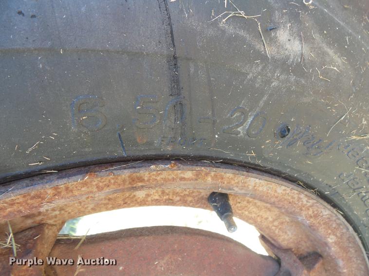 image for item EV9032 Farmall H tractor