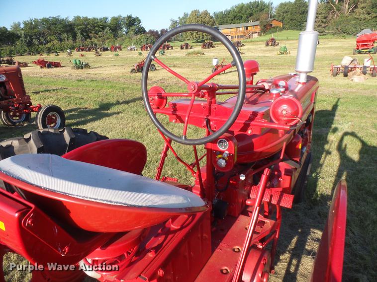 image for item EV9035 Farmall Super MD-TA tractor