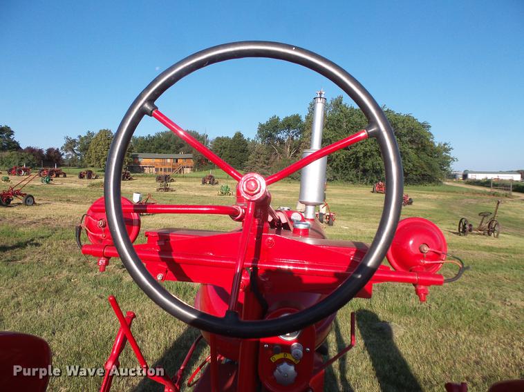 image for item EV9035 Farmall Super MD-TA tractor