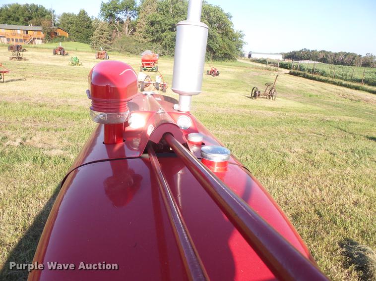 image for item EV9035 Farmall Super MD-TA tractor