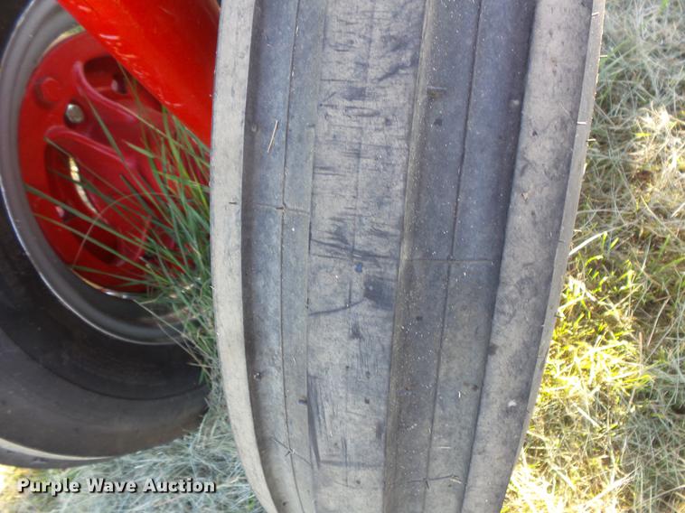 image for item EV9035 Farmall Super MD-TA tractor