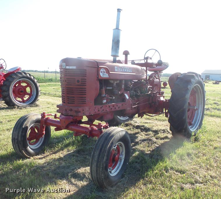 image for item EV9036 Farmall Super M-TA tractor