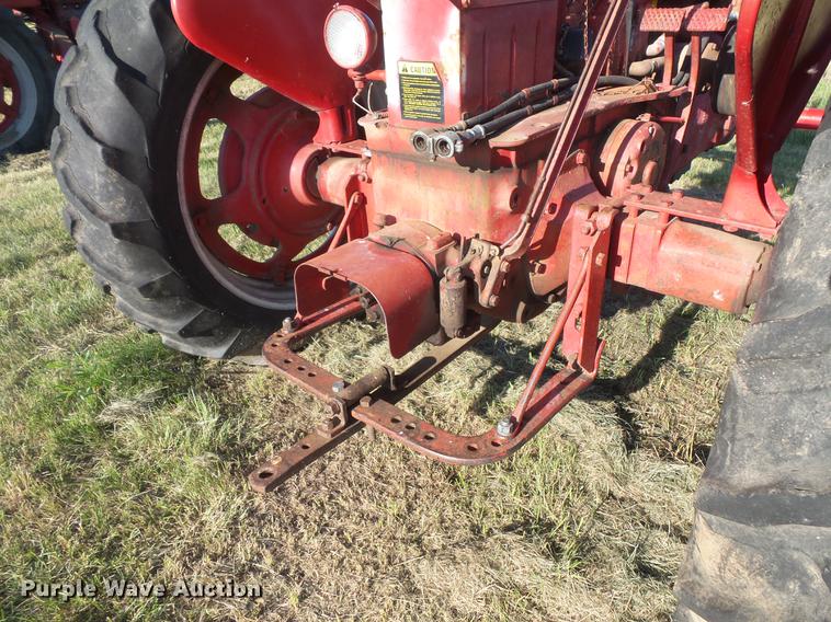 image for item EV9036 Farmall Super M-TA tractor