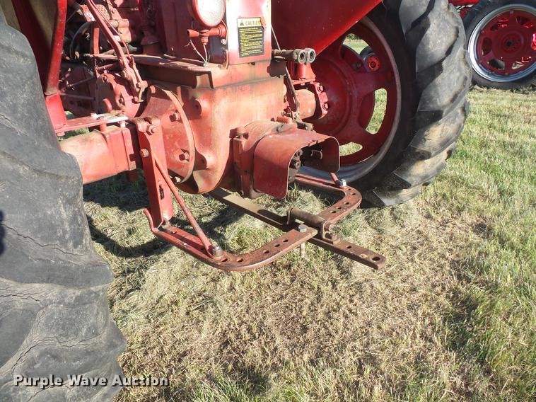 image for item EV9036 Farmall Super M-TA tractor