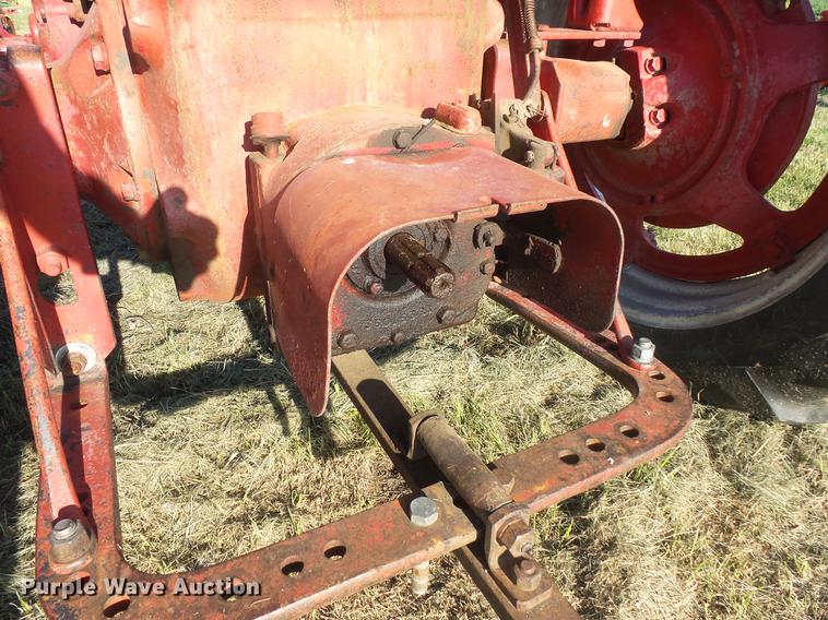 image for item EV9036 Farmall Super M-TA tractor
