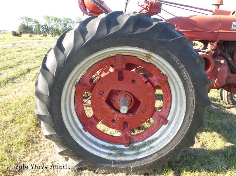 image for item EV9036 Farmall Super M-TA tractor