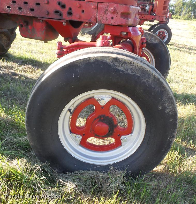 image for item EV9036 Farmall Super M-TA tractor