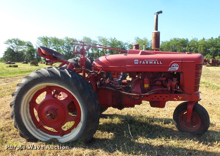 image for item EV9039 Farmall Super M-TA tractor