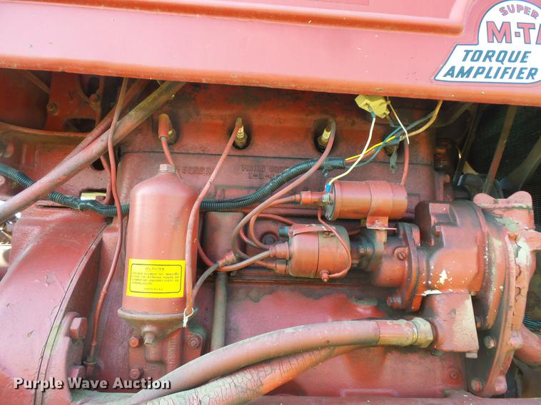 image for item EV9039 Farmall Super M-TA tractor