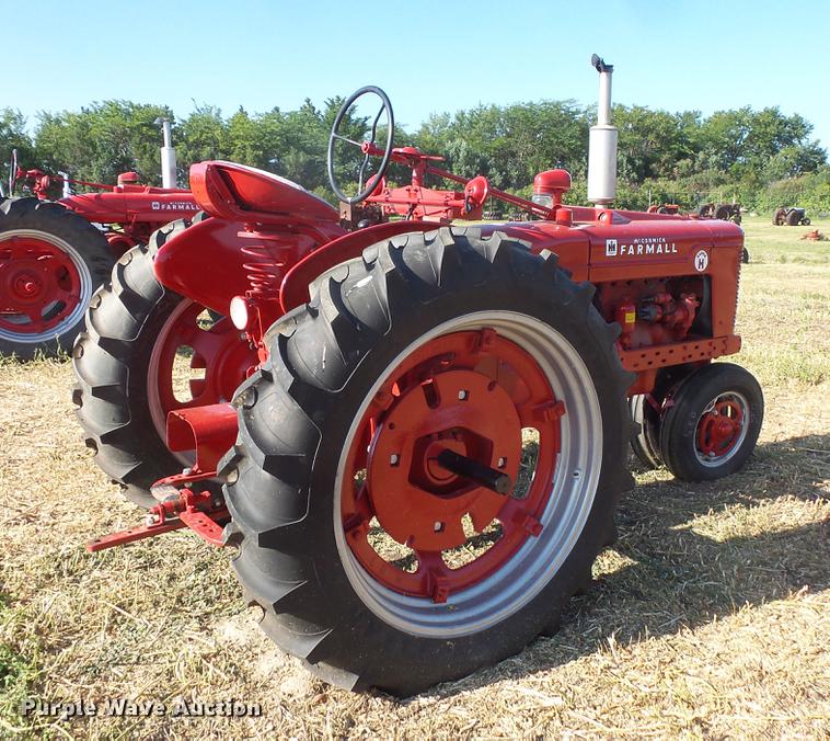 image for item EV9040 Farmall Super H tractor