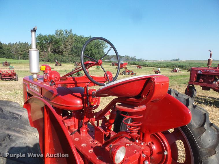 image for item EV9040 Farmall Super H tractor