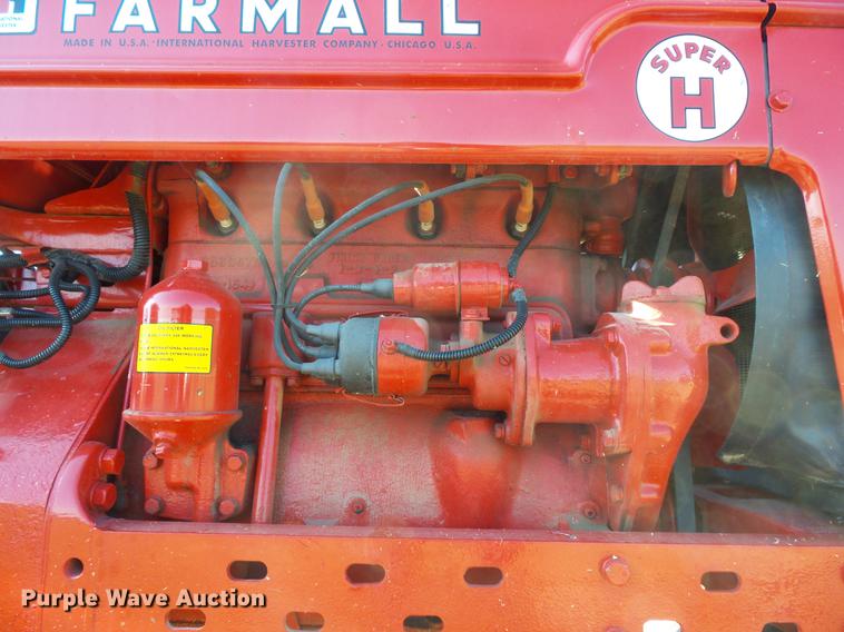 image for item EV9040 Farmall Super H tractor