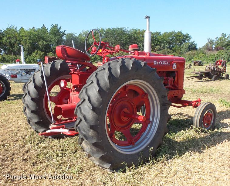 image for item EV9041 Farmall Super M tractor