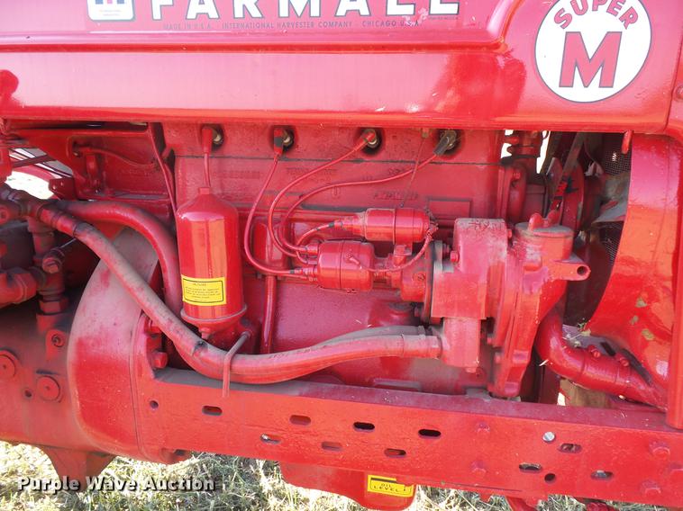 image for item EV9041 Farmall Super M tractor