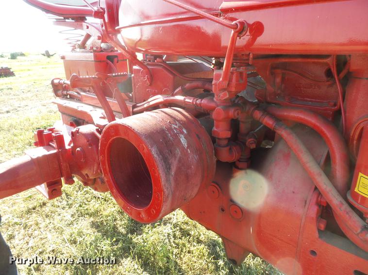 image for item EV9041 Farmall Super M tractor