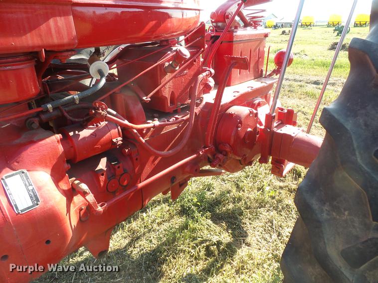 image for item EV9041 Farmall Super M tractor