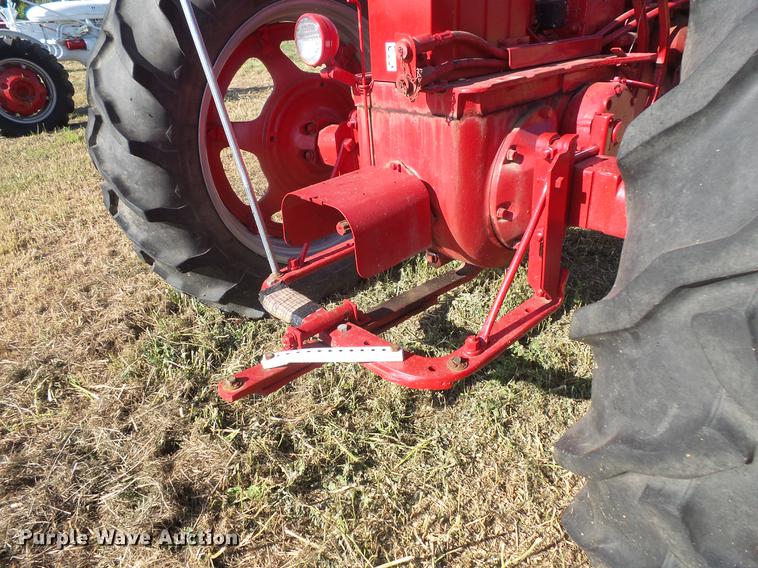 image for item EV9041 Farmall Super M tractor