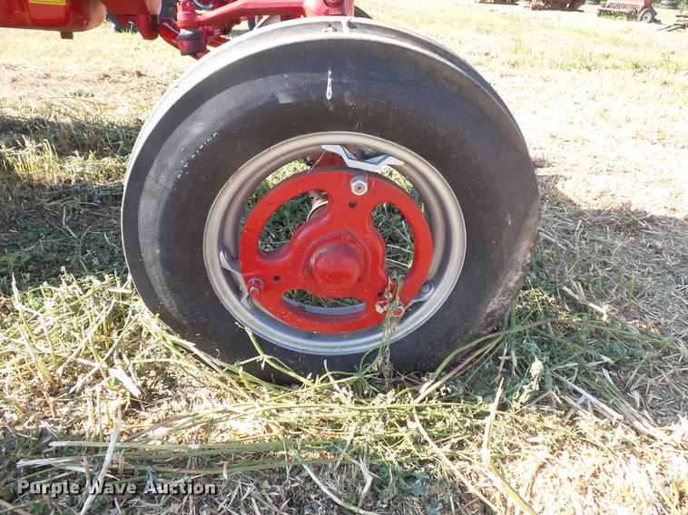 image for item EV9041 Farmall Super M tractor