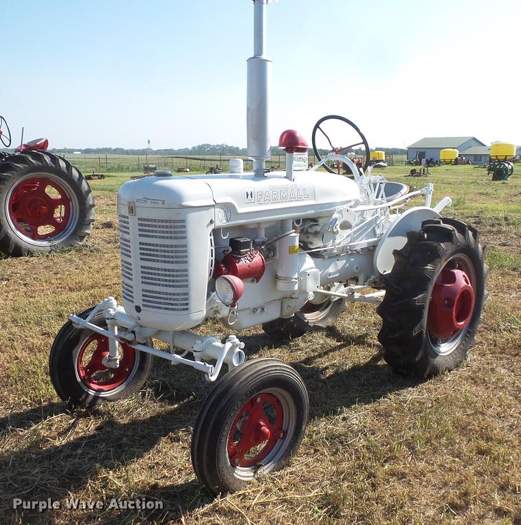 image for item EV9042 Farmall Super A tractor