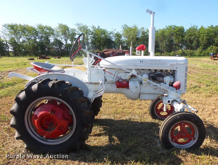 image for item EV9042 Farmall Super A tractor
