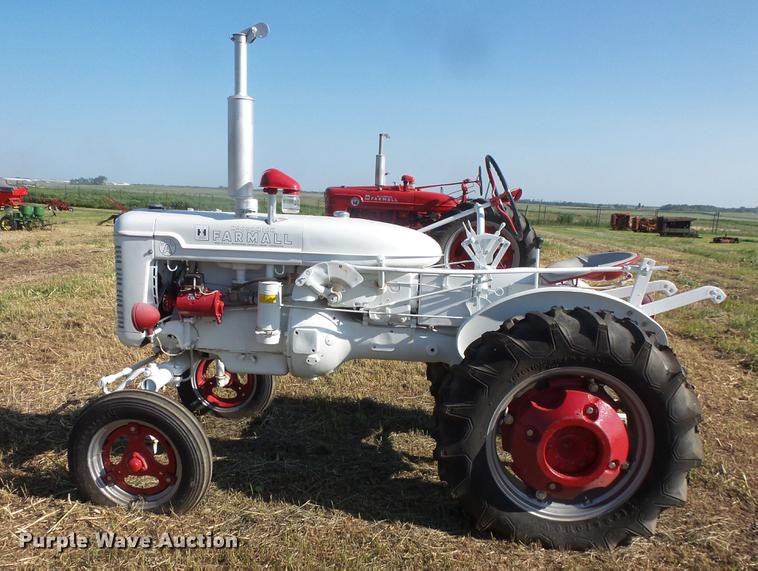 image for item EV9042 Farmall Super A tractor