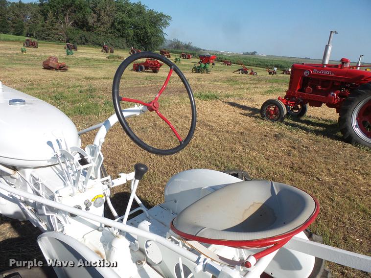 image for item EV9042 Farmall Super A tractor