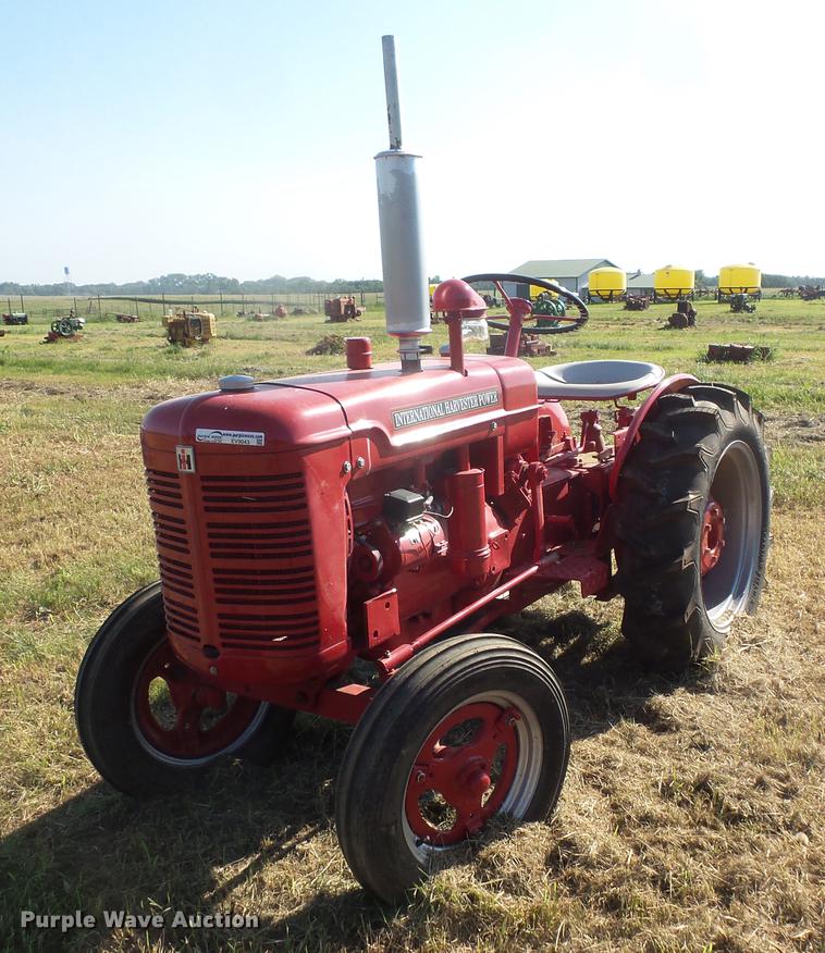 image for item EV9043 W.F. Hebard & Co A21 tractor