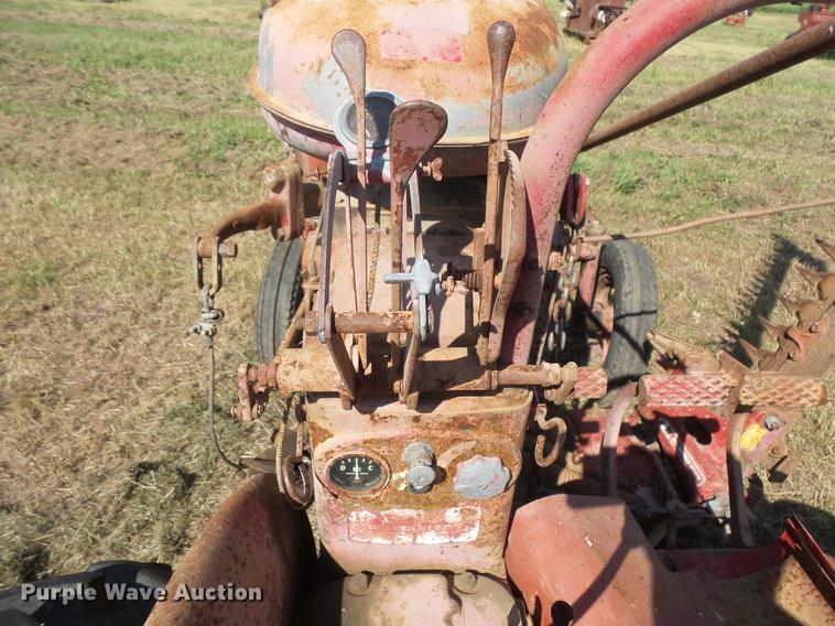 image for item EV9046 Farmall Super A1 tractor