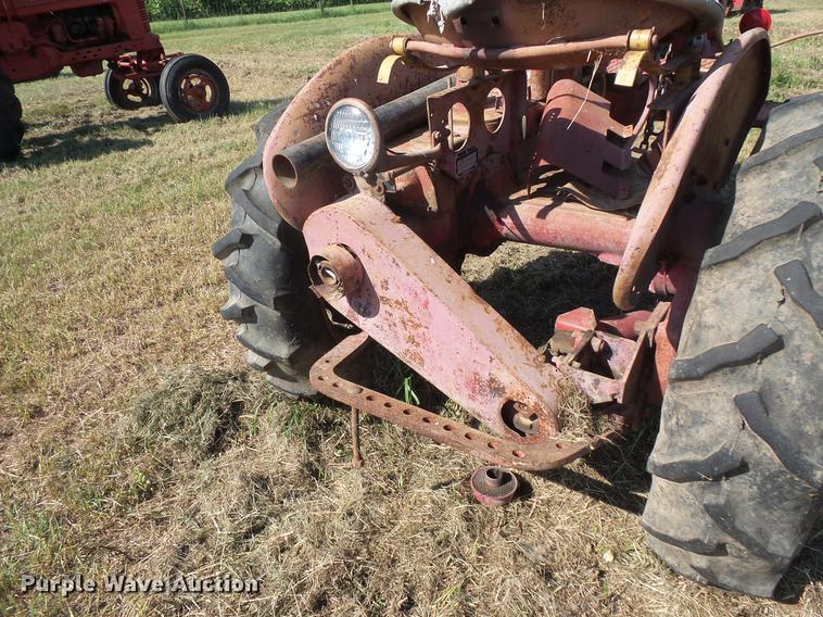 image for item EV9046 Farmall Super A1 tractor