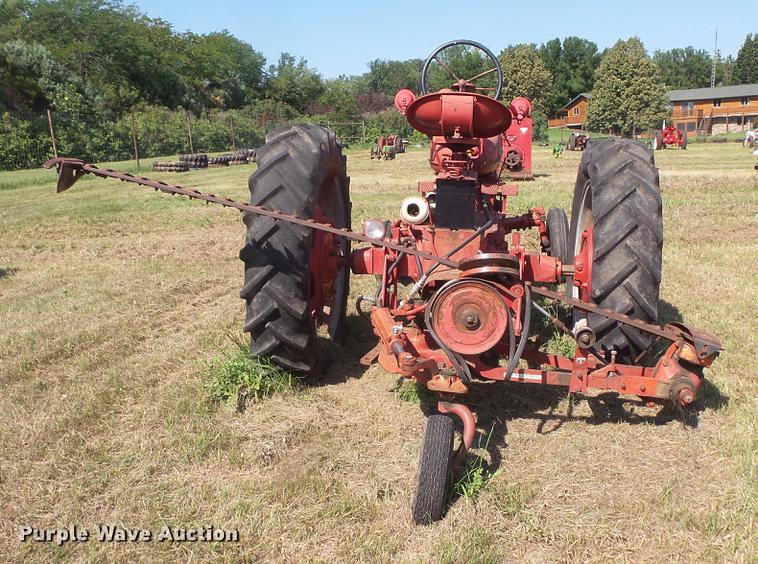 image for item EV9047 Farmall Super H tractor