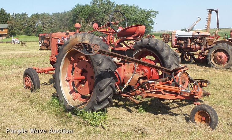 image for item EV9047 Farmall Super H tractor
