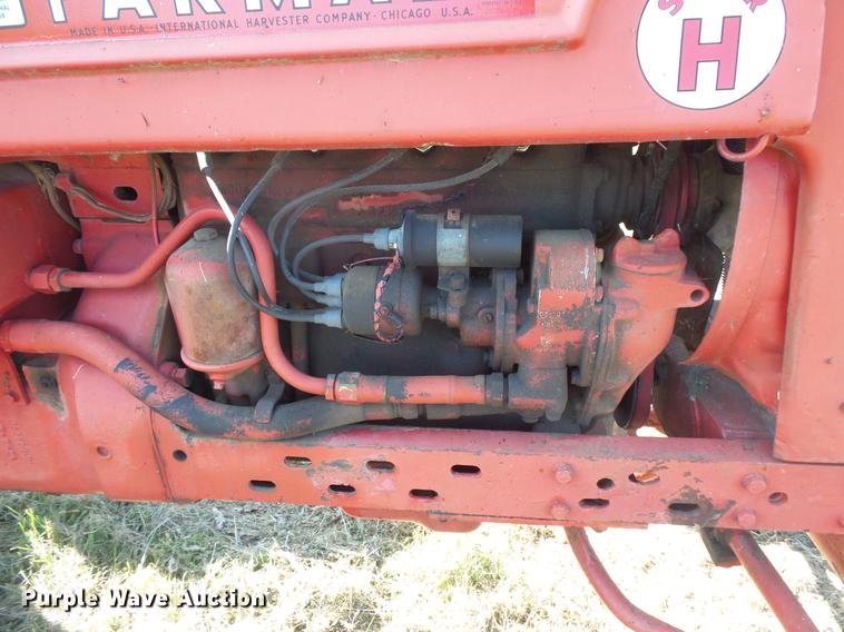 image for item EV9047 Farmall Super H tractor