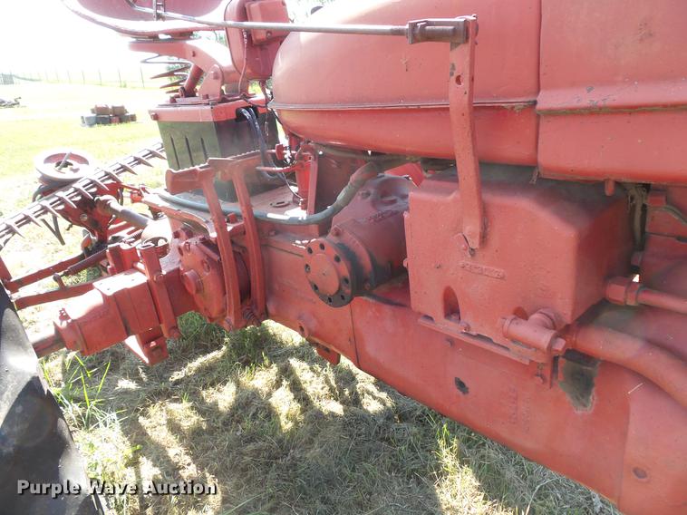 image for item EV9047 Farmall Super H tractor