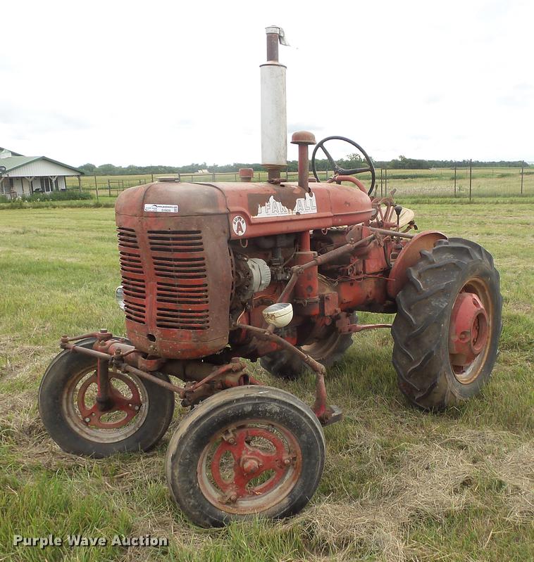 image for item EV9050 Farmall Super A tractor