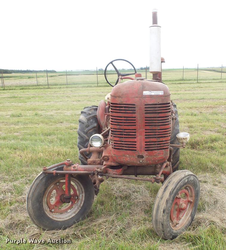 image for item EV9050 Farmall Super A tractor