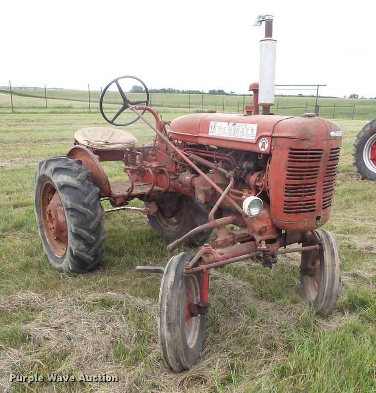 image for item EV9050 Farmall Super A tractor
