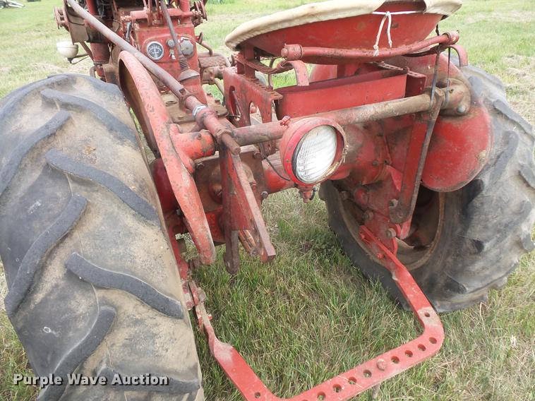image for item EV9050 Farmall Super A tractor